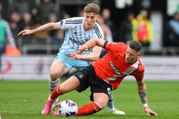 已经吸引了 已经吸引了